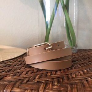 H&M Nude And Gold Belt